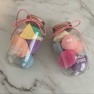 New! From Aw Beauty, Makeup Sponges/ beauty blenders jars.
